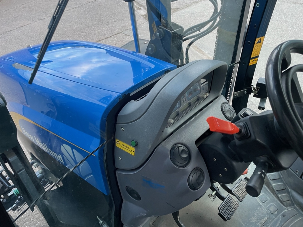 New Holland TSA115 Plus