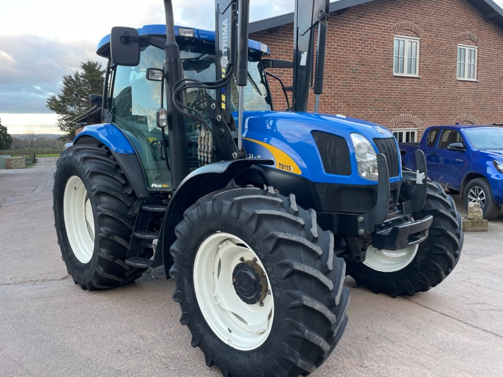 New Holland TSA115 Plus