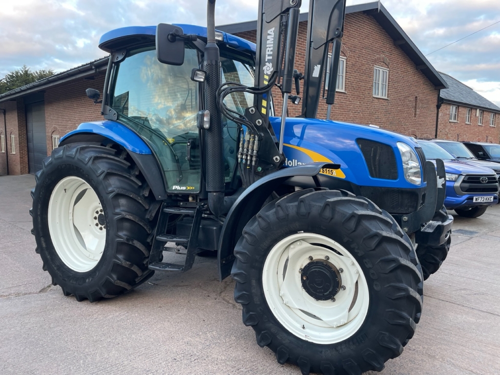 New Holland TSA115 Plus