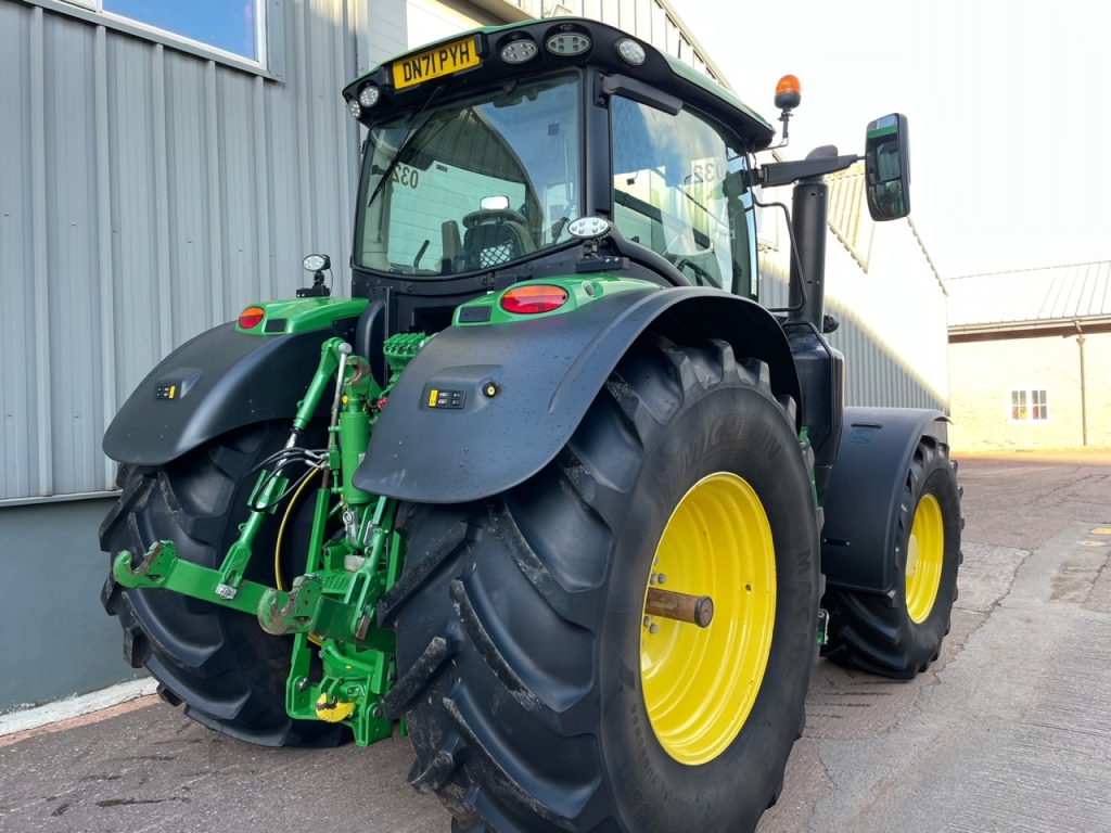 John Deere 6250R