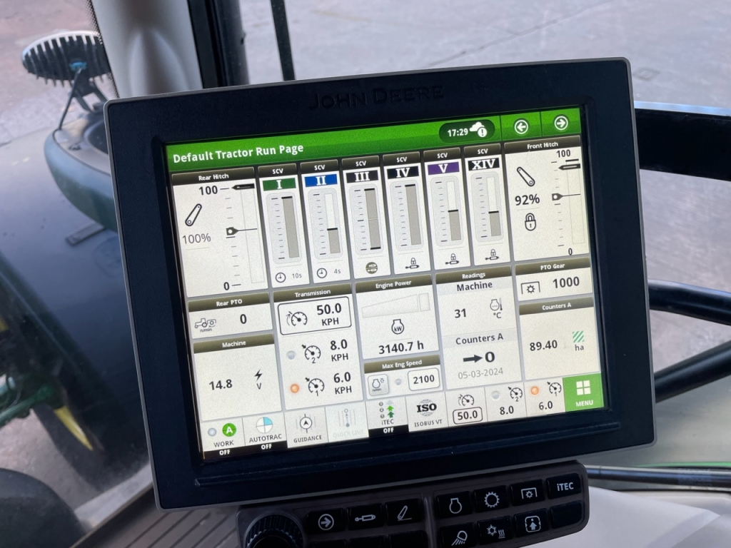 John Deere 6250R