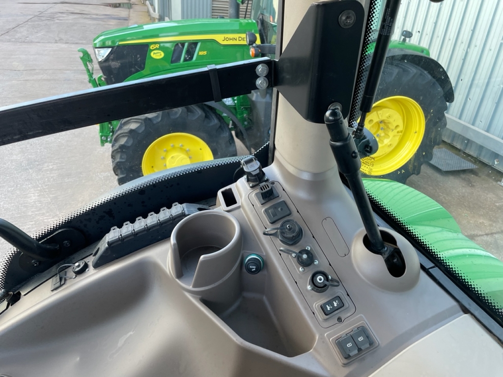John Deere 6250R