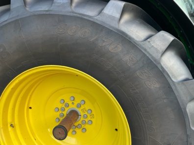 John Deere 6250R