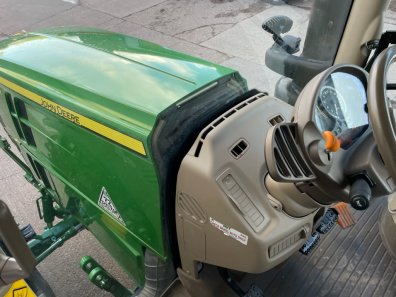 John Deere 6250R