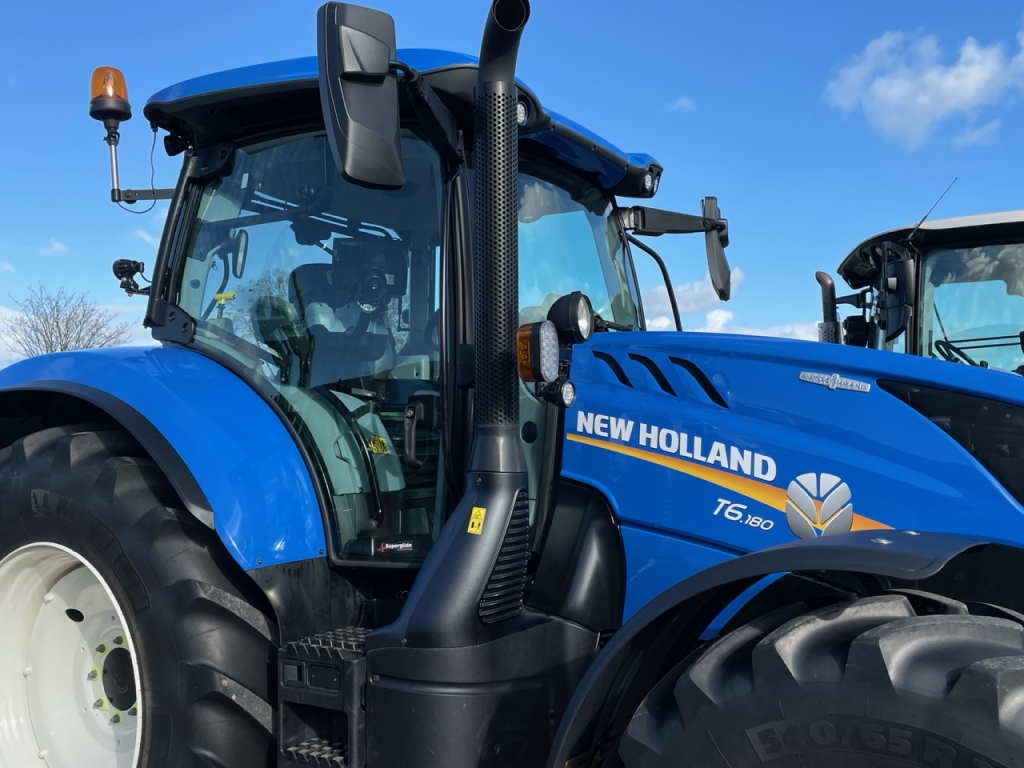 New Holland T6.180