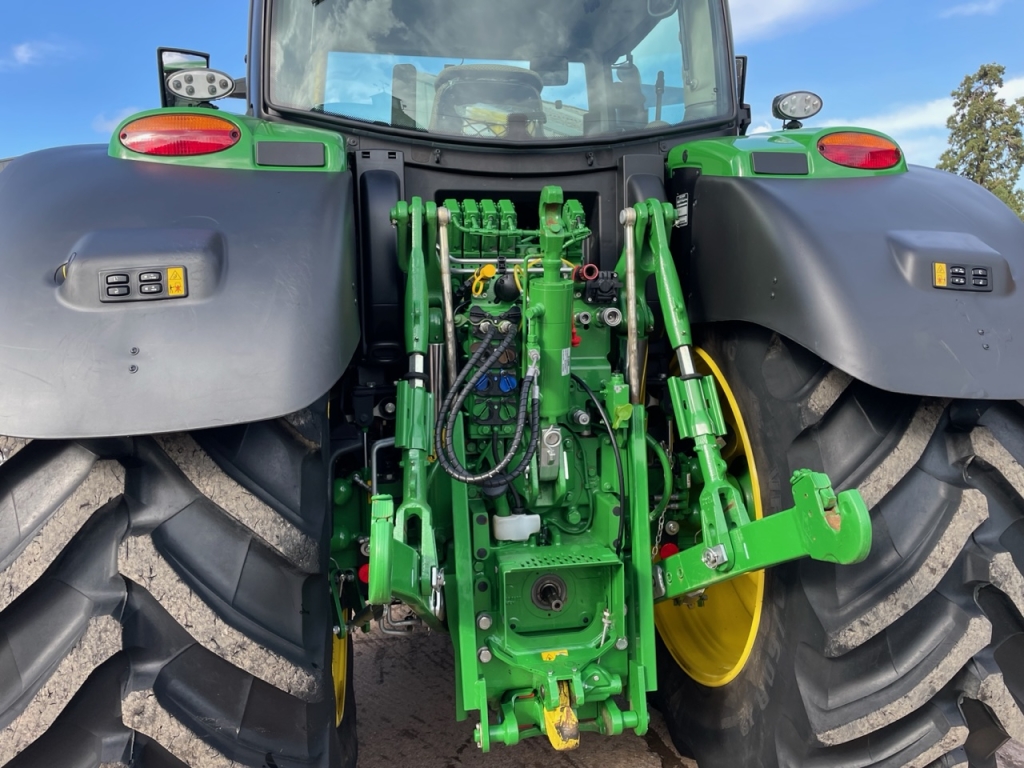 John Deere 6R 185