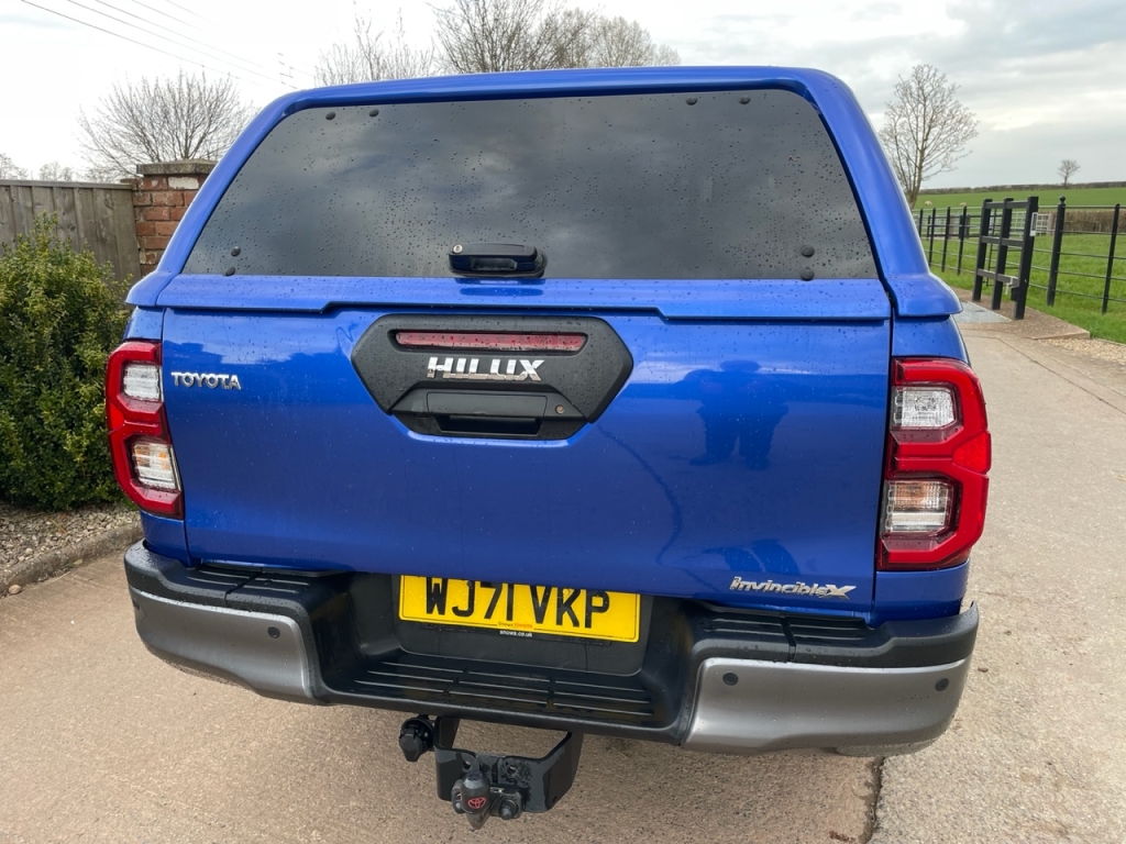 Toyota Hi-Lux Invincible X 2.8 Diesel
