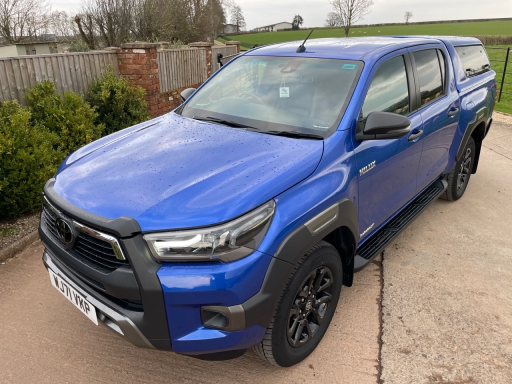 Toyota Hi-Lux Invincible X 2.8 Diesel