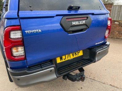 Toyota Hi-Lux Invincible X 2.8 Diesel