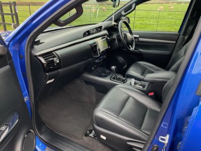 Toyota Hi-Lux Invincible X 2.8 Diesel