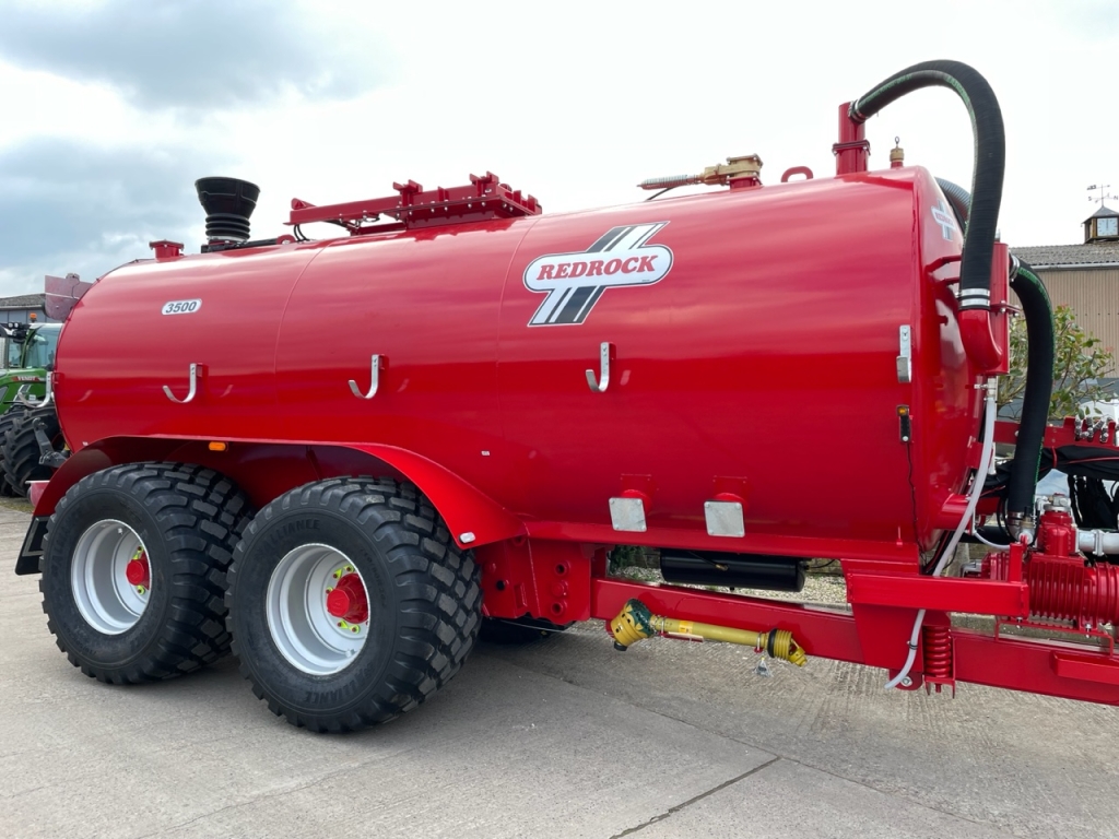 Redrock 3500 Gallon tanker