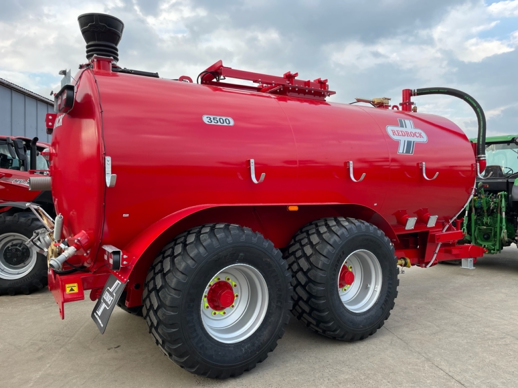 Redrock 3500 Gallon tanker