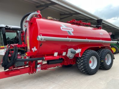 Redrock 3500 Gallon tanker
