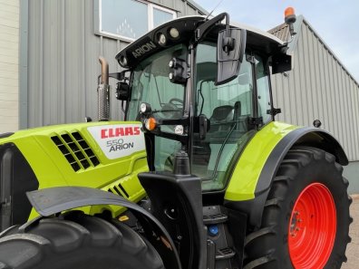 Claas Arion 550