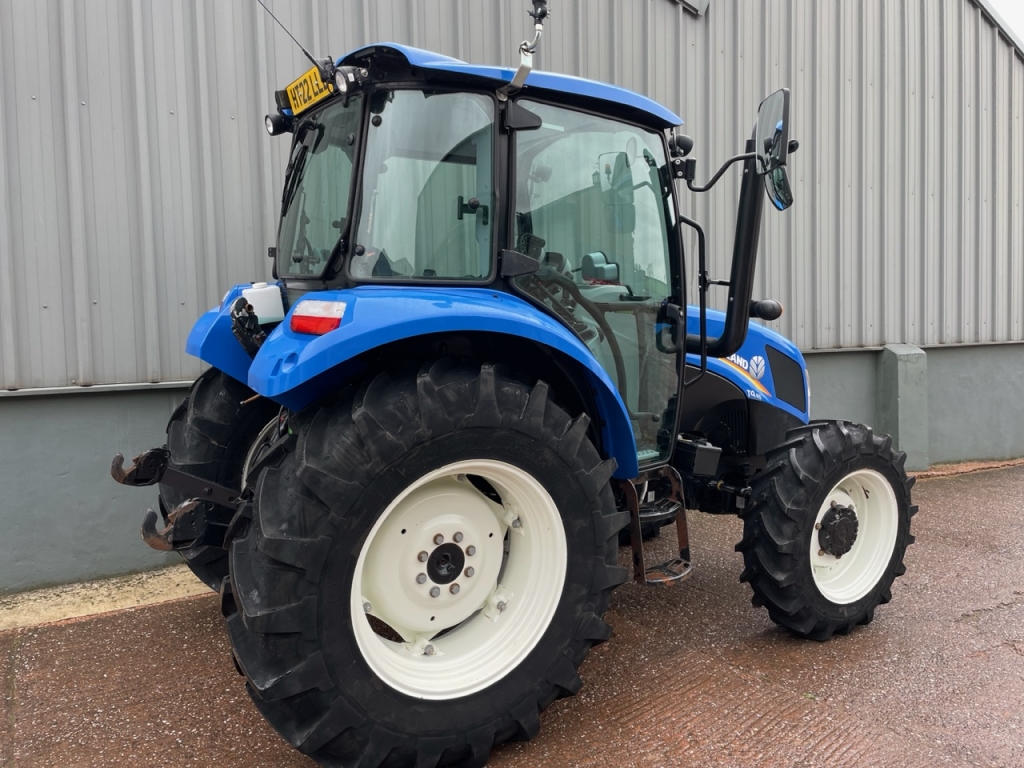 New Holland T4.65
