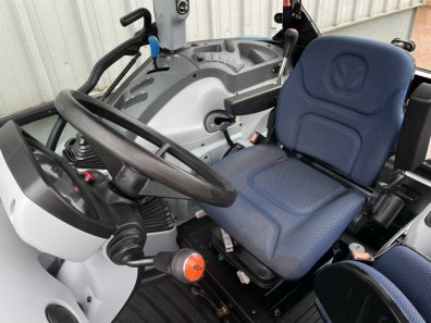 New Holland T4.65
