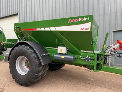 SpreadPoint SP-600 lime spreader