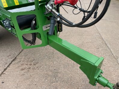SpreadPoint SP-600 lime spreader