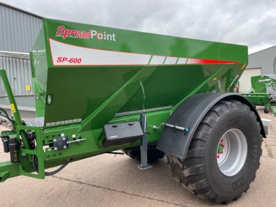 SpreadPoint SP-600 lime spreader