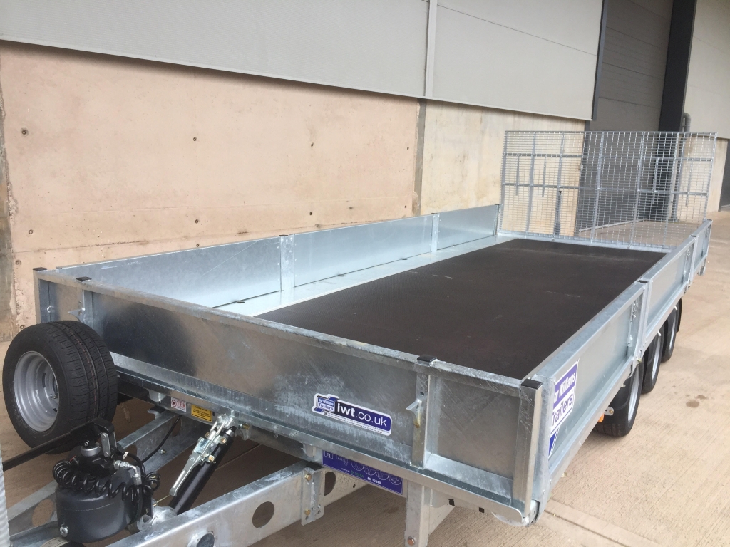 Ifor Williams TB5021 tilt bed trailer