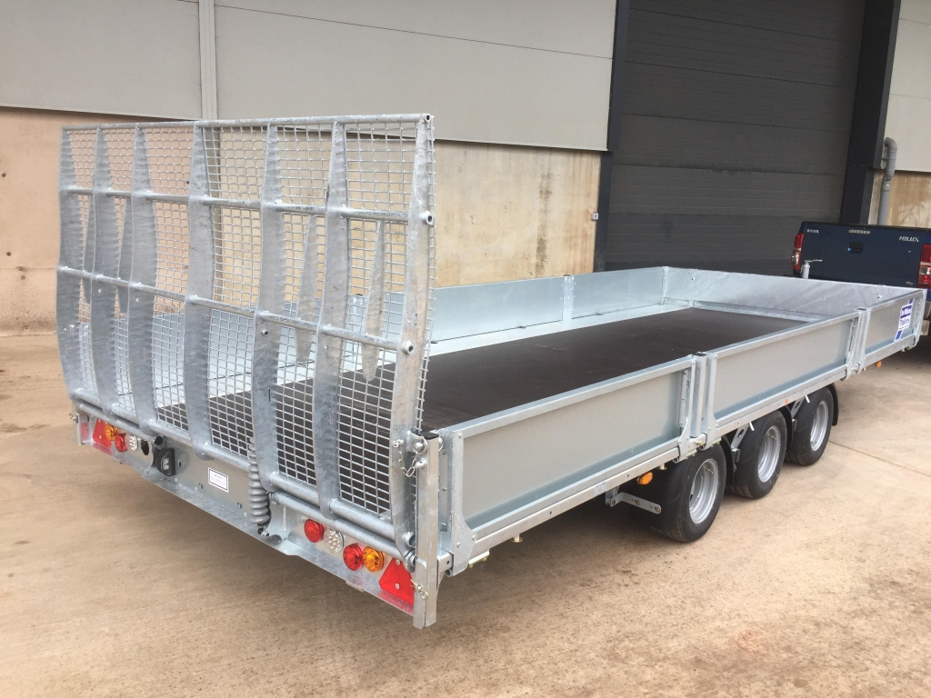 Ifor Williams TB5021 tilt bed trailer