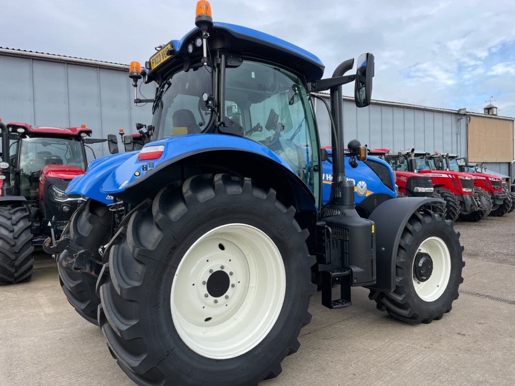New Holland T7.210