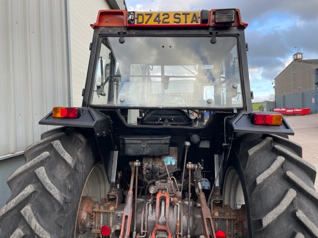 Massey Ferguson 390