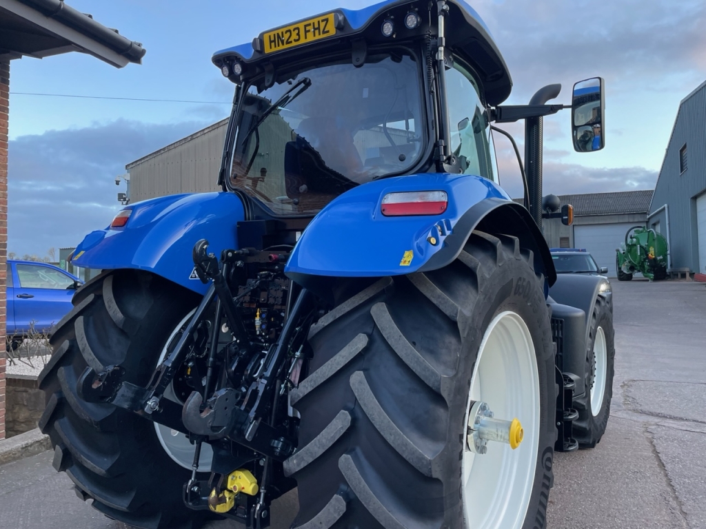 New Holland T7.245