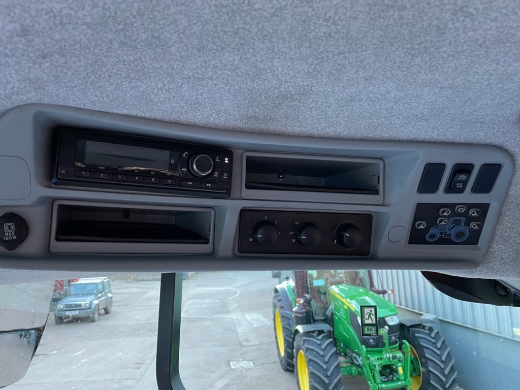New Holland T7.245
