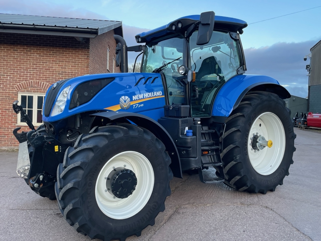 New Holland T7.245