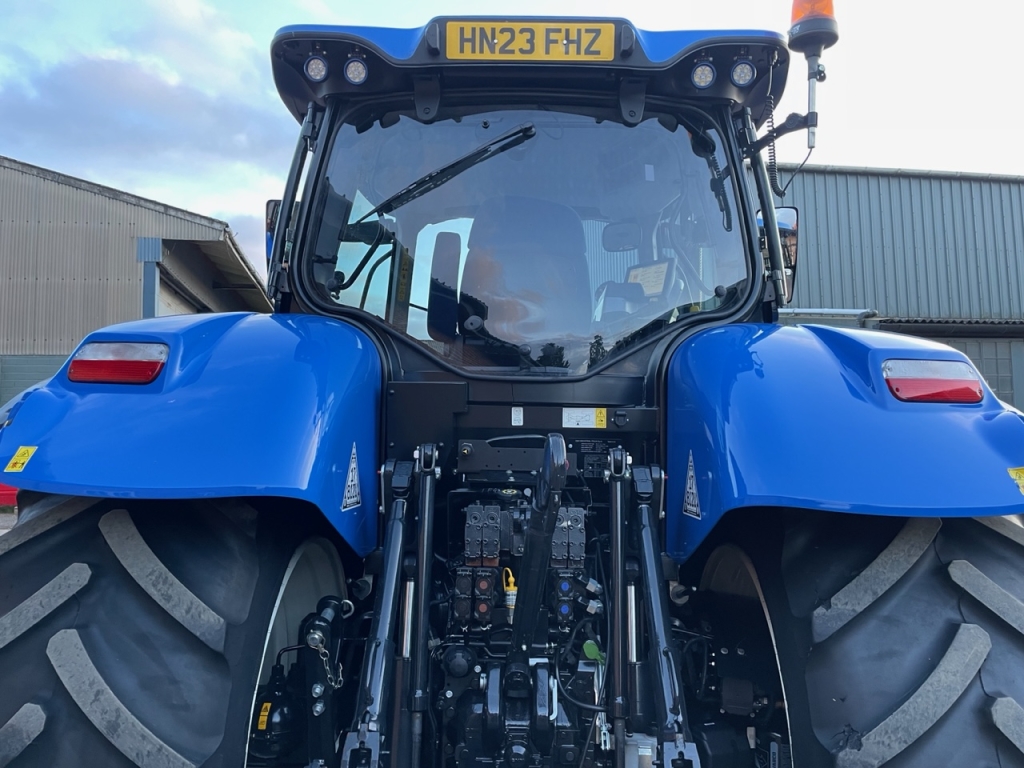 New Holland T7.245