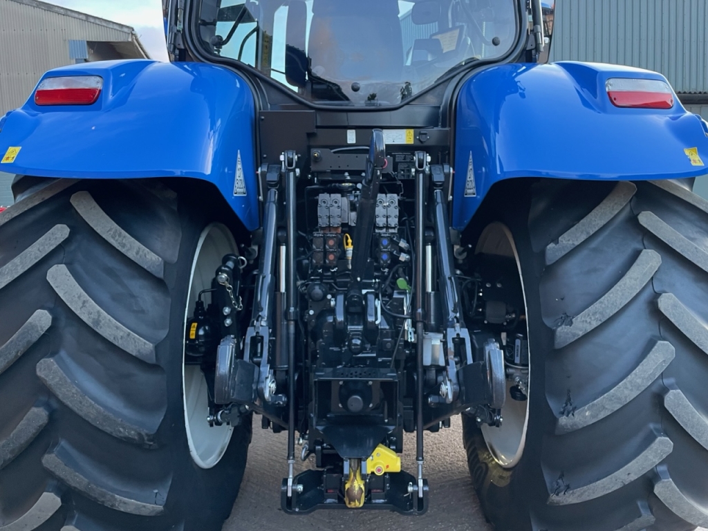 New Holland T7.245