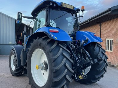 New Holland T7.245