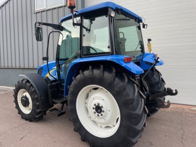 New Holland TLA 100