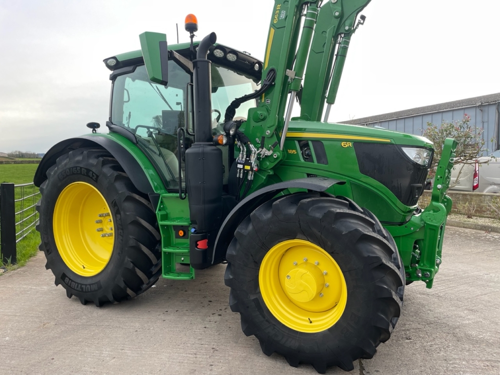 John Deere 6R 185