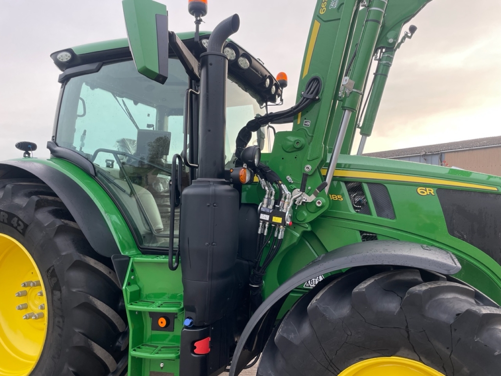 John Deere 6R 185