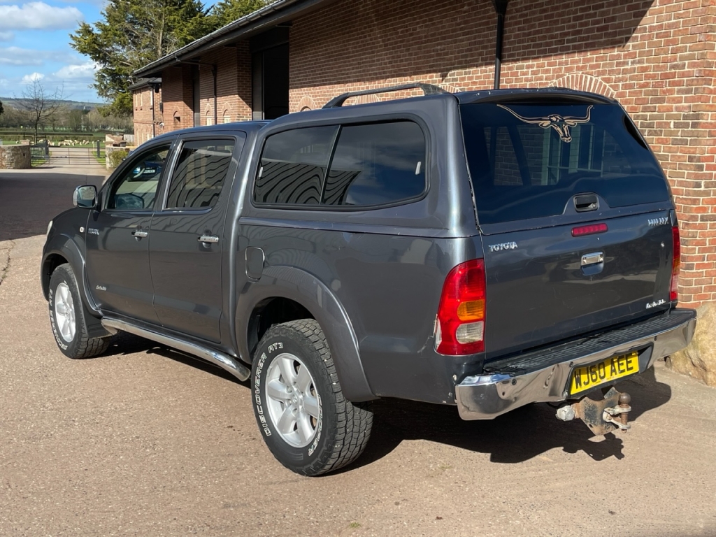 Toyota Hi-Lux Invincible