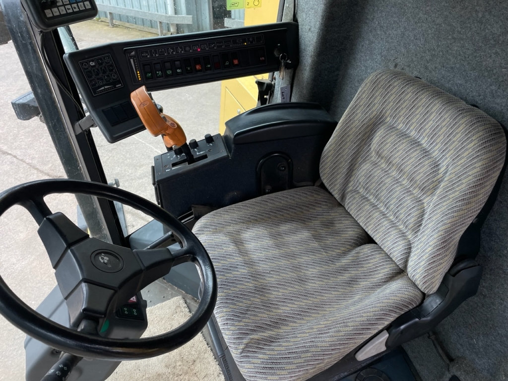 New Holland TX62