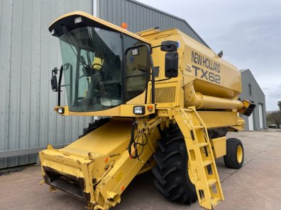 New Holland TX62