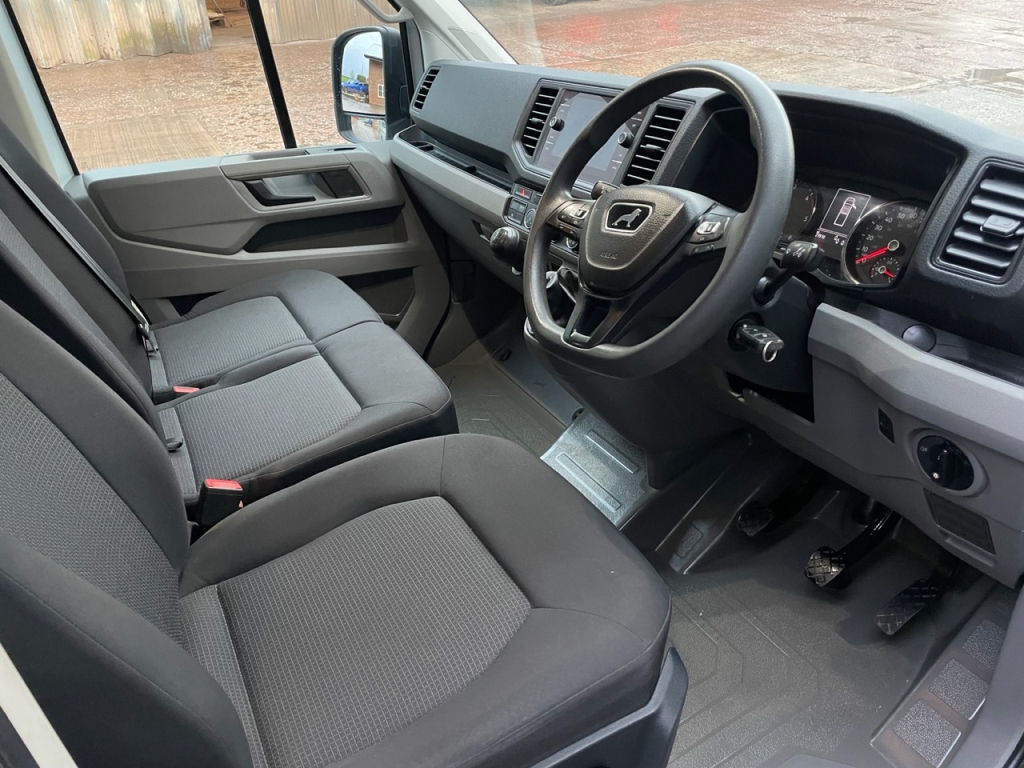 MAN TGE 3.180 crew cab van 180hp diesel