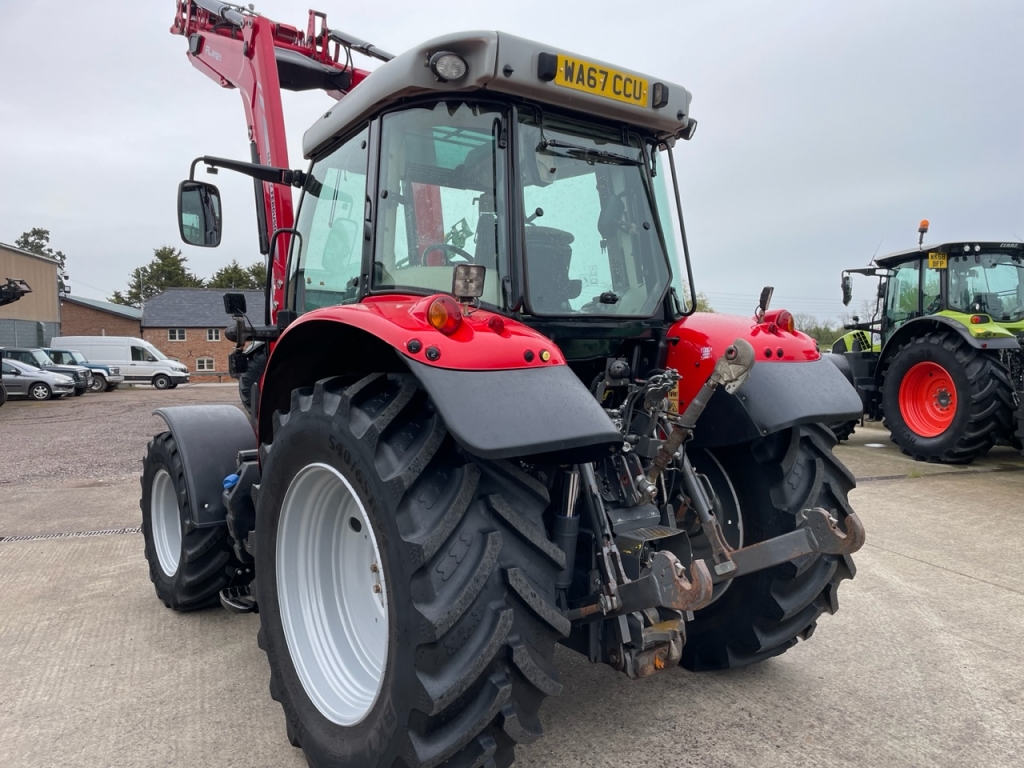 Massey Ferguson 5713 SL