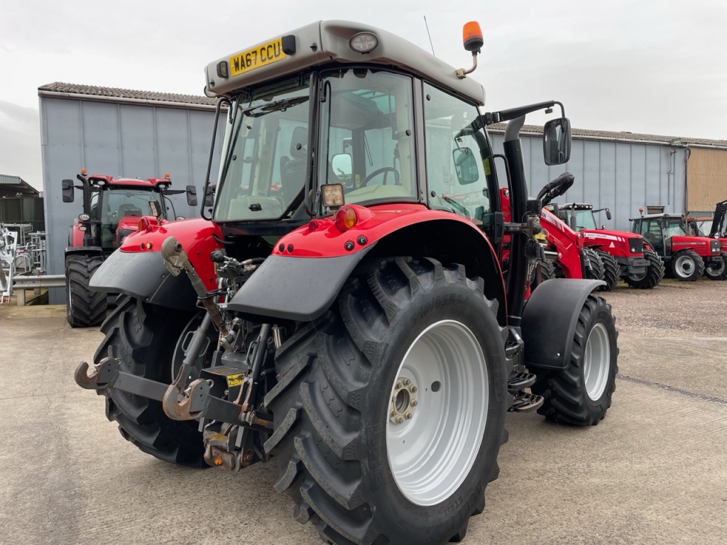 Massey Ferguson 5713 SL