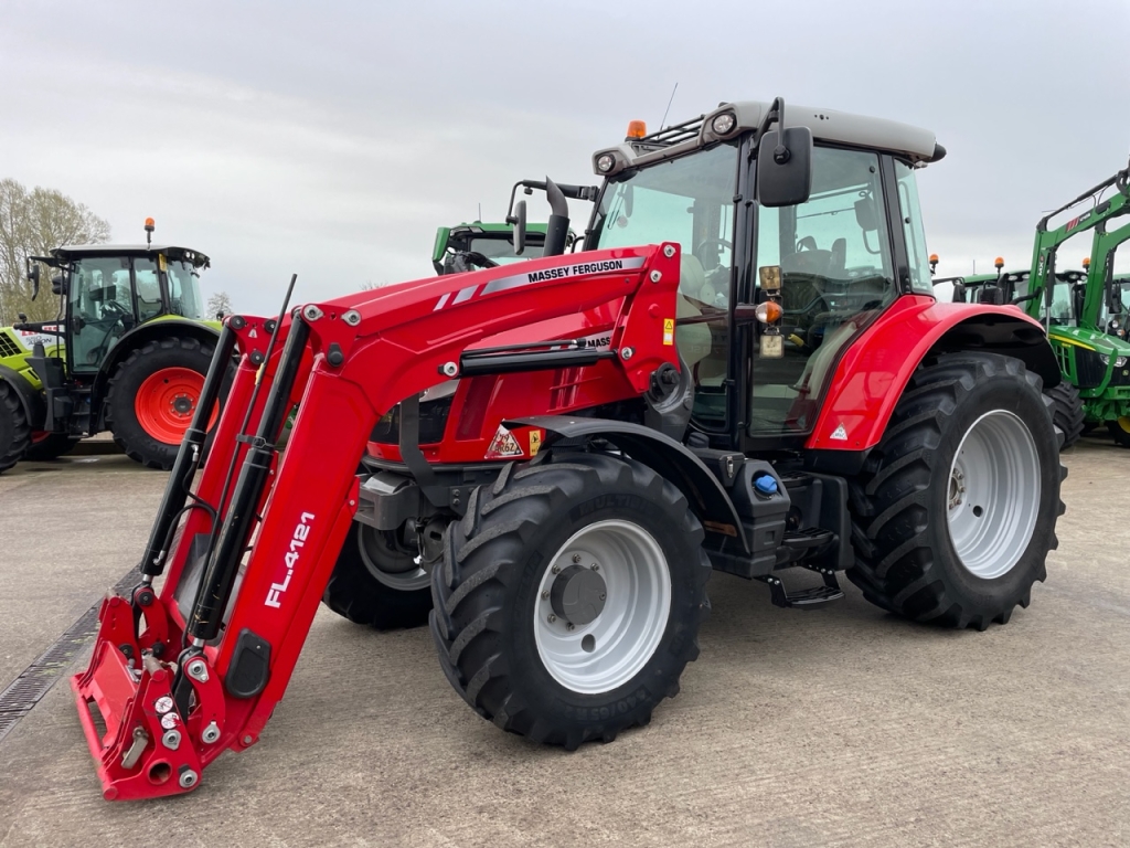 Massey Ferguson 5713 SL