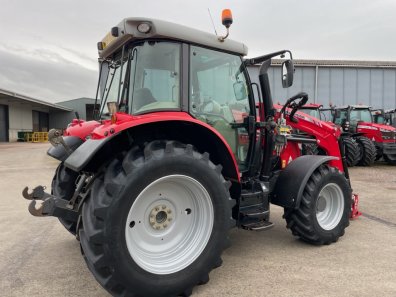 Massey Ferguson 5713 SL