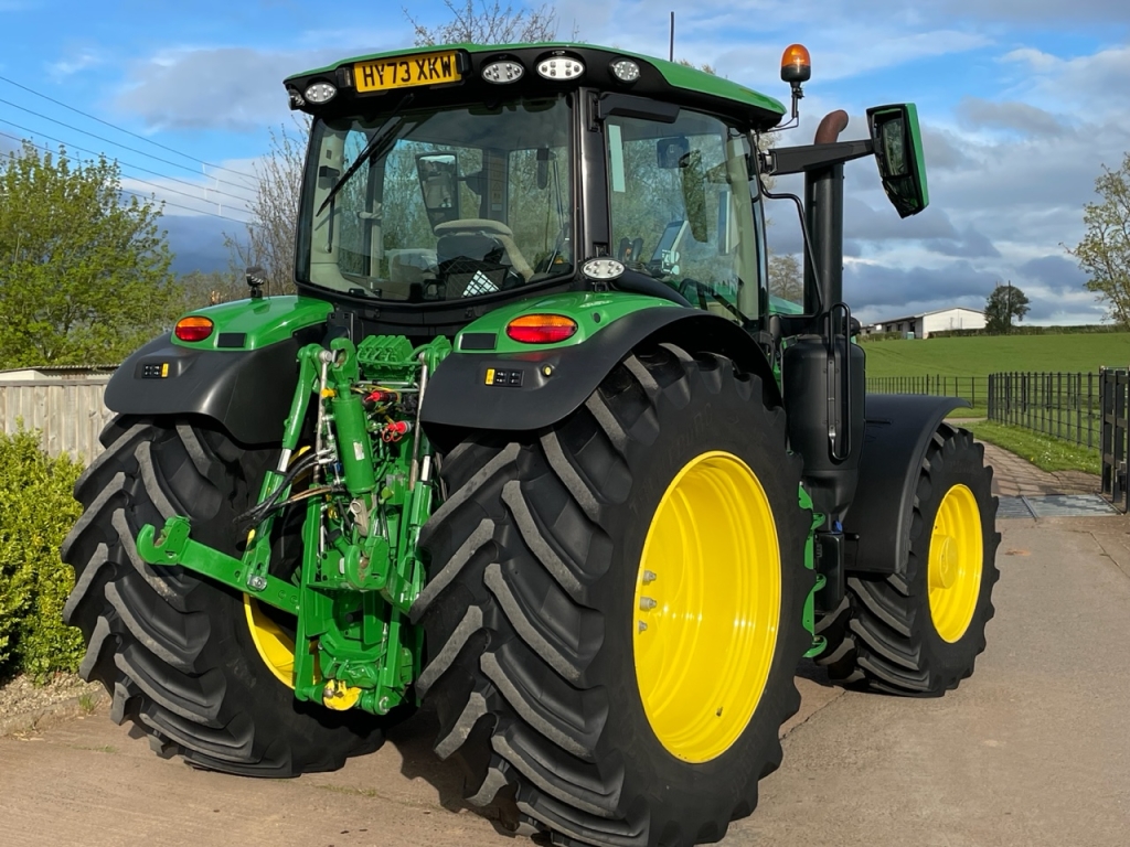 John Deere 6R 185