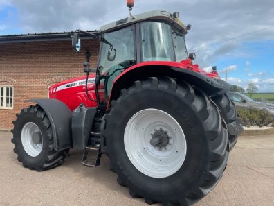 Massey Ferguson 7499