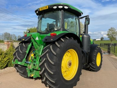 John Deere 8285R