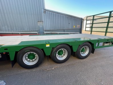 Bailey 20 Ton Flat Deck low loader 30ft long