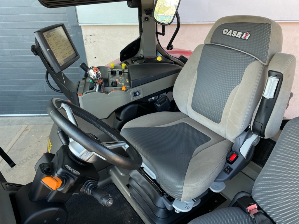Case CVX 240