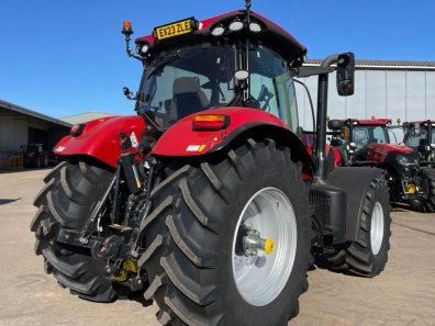 Case CVX 240